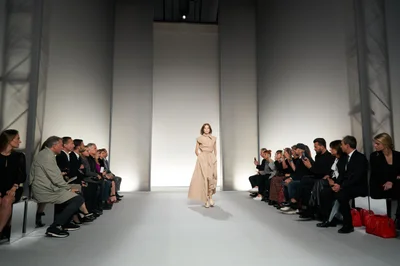 Look 1